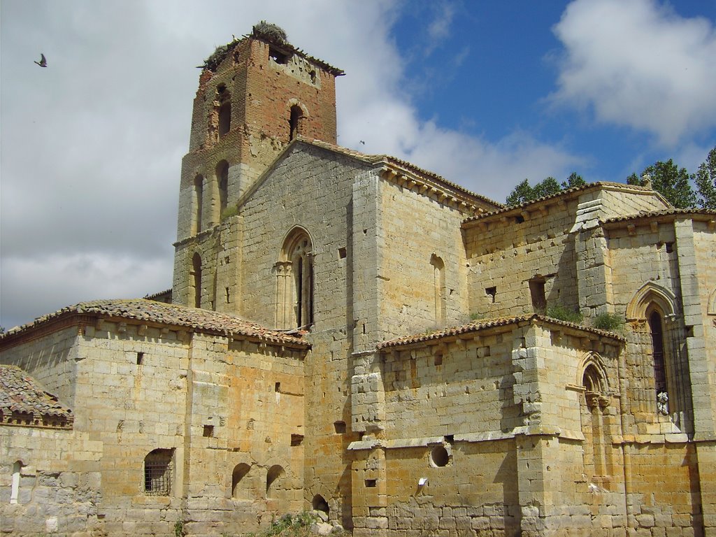 Monasterio de Santa Cruz de la Zarza - Ribas de Campos (Palencia) by romanico