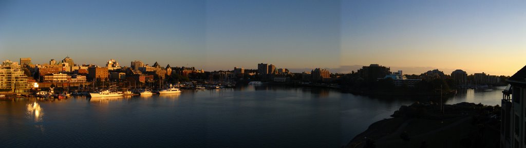 Victoria's Inner Harbour by SteveKrause