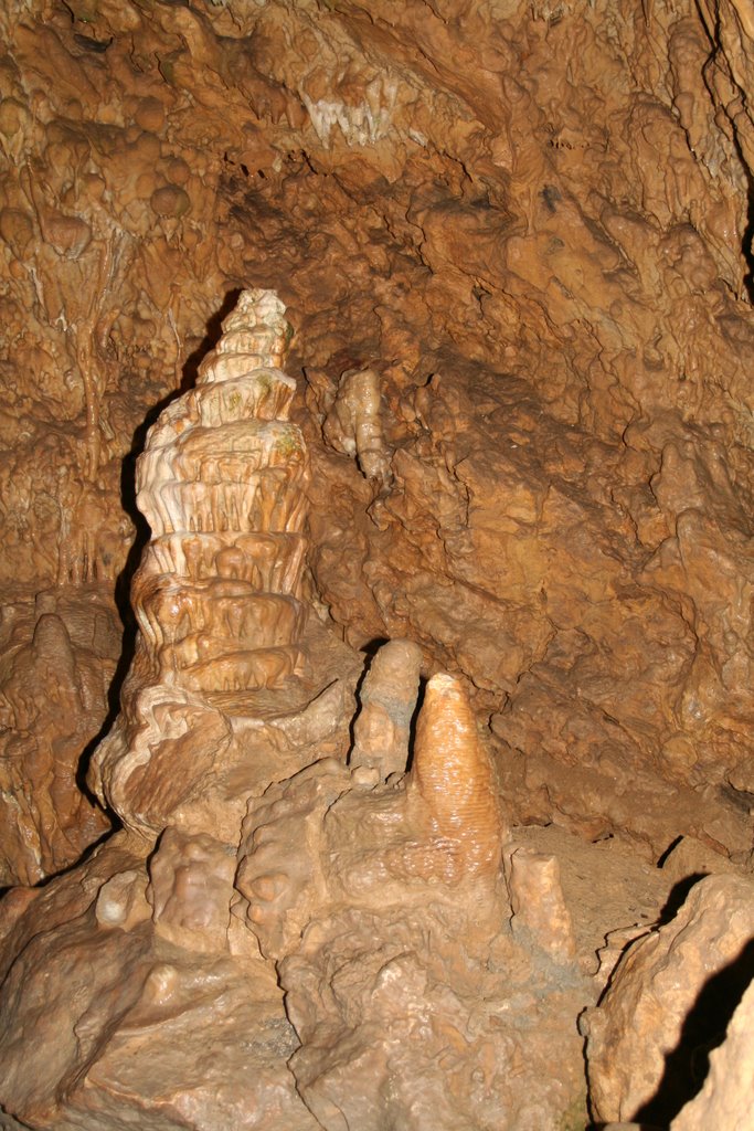 Charlottenhöhle Hürben "Schiefer Turm von Pisa" by Scott7777