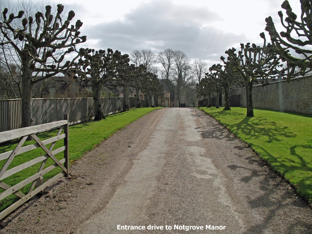 Entrance driveway to Notgrove Manor by Collin West