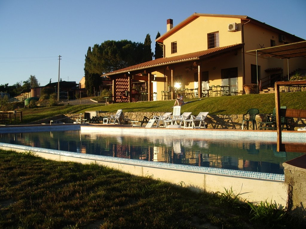 Resting place Montespertoli by Nicolas Bernard