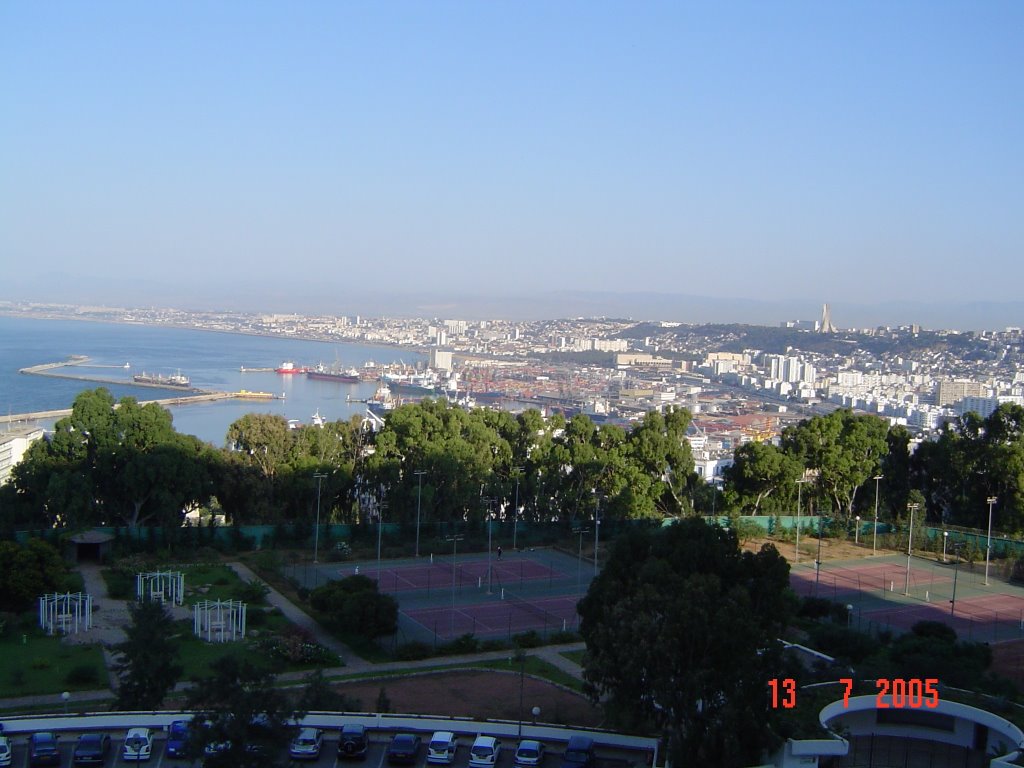 Alger vue de l'Aurassi by Haroun Slimani