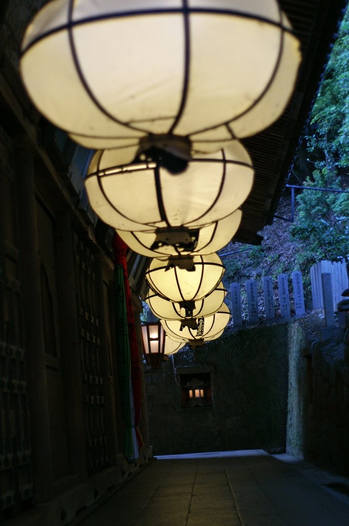 東大寺 二月堂 Lantern shade of japanese by miyo0117