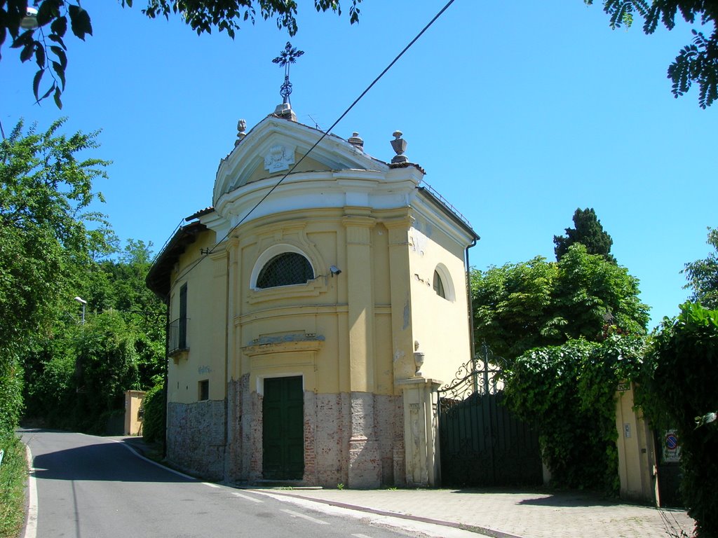 Madonna del Pilone, Torino, Italy by piero belforte