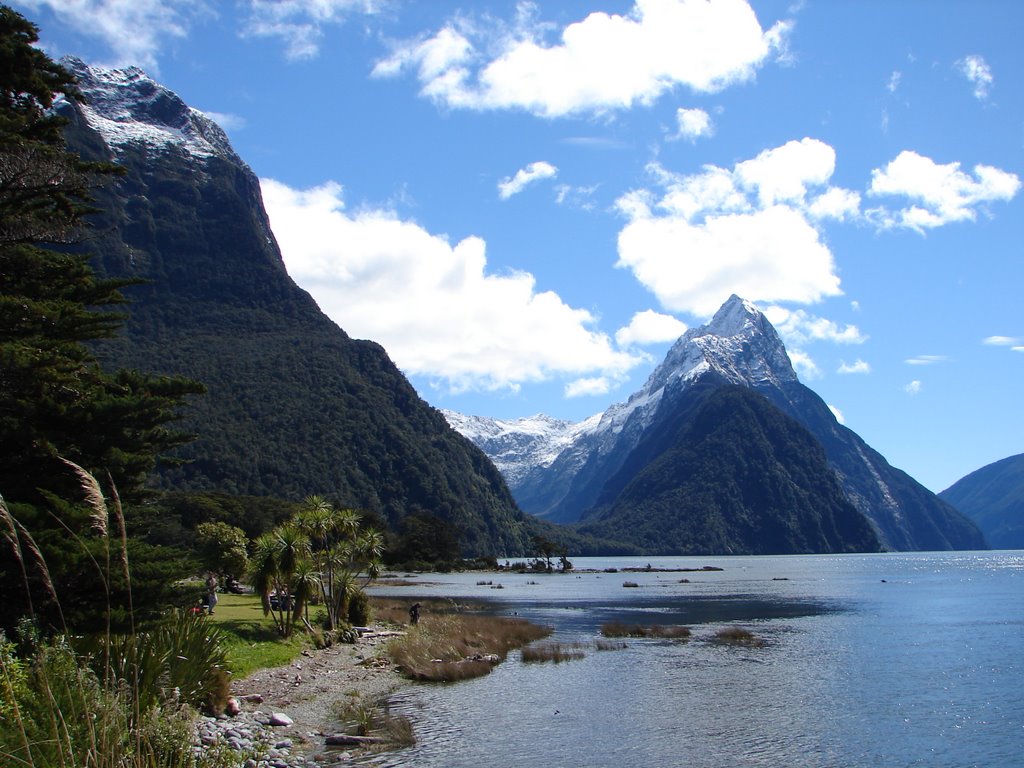 Mitre Peak - Spring 2005 by Jörg Redlich