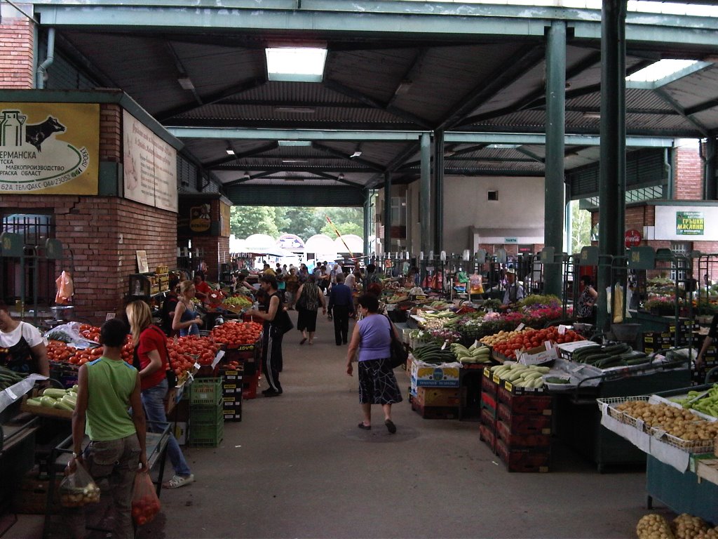 Sliven - market - June 2009 by Vladimír Blažek