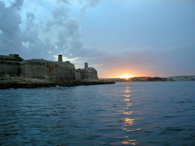 Valletta 1 by Greg House