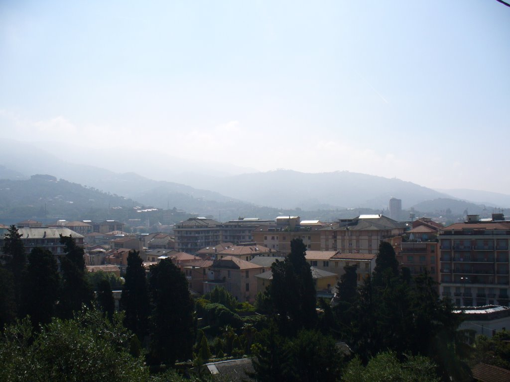 View from circonvallazione Chiavari by mukkapazzaclub