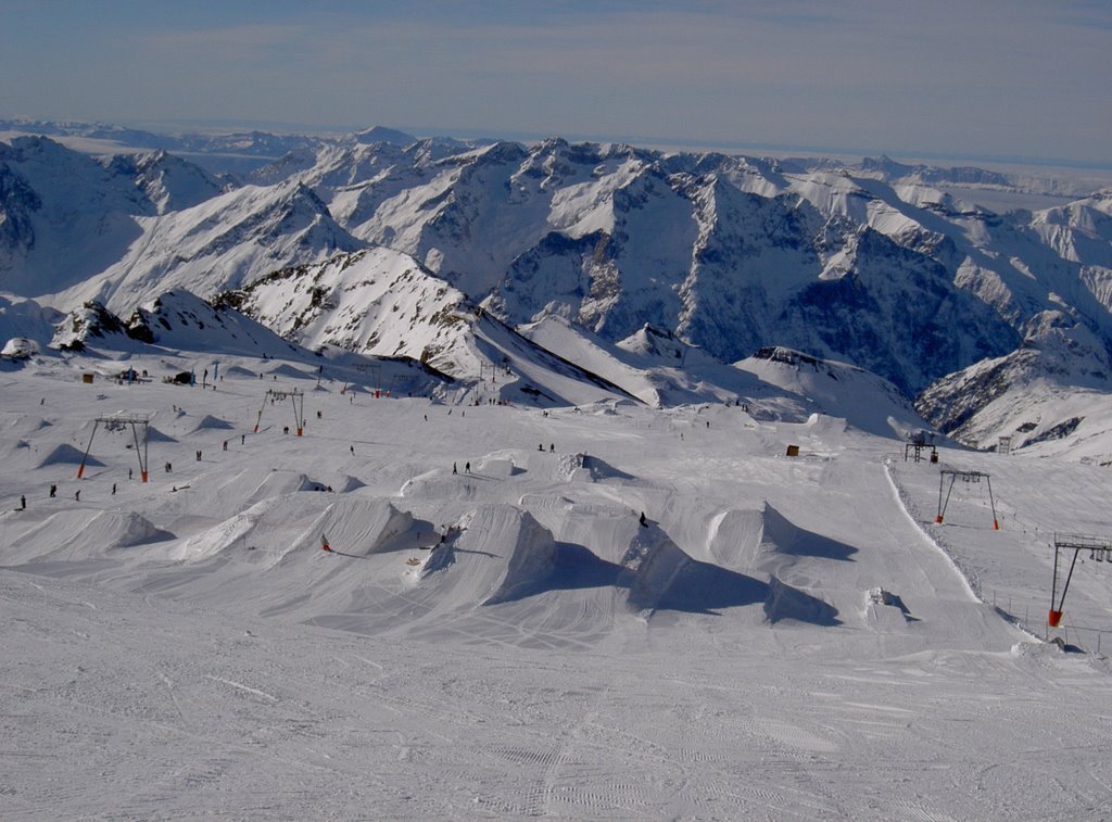 Snow Park Glacier de Mont de Lans by Marie-Sylvie DHENIN