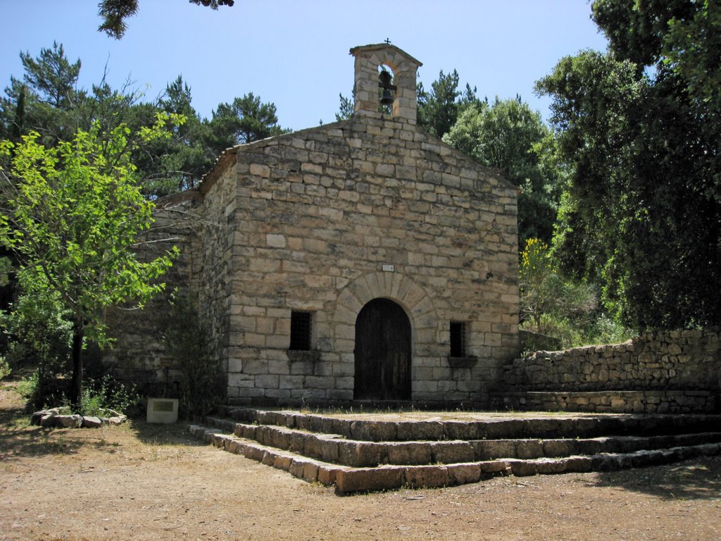 Ermita de Barrulles by Joel Marimon Bonet