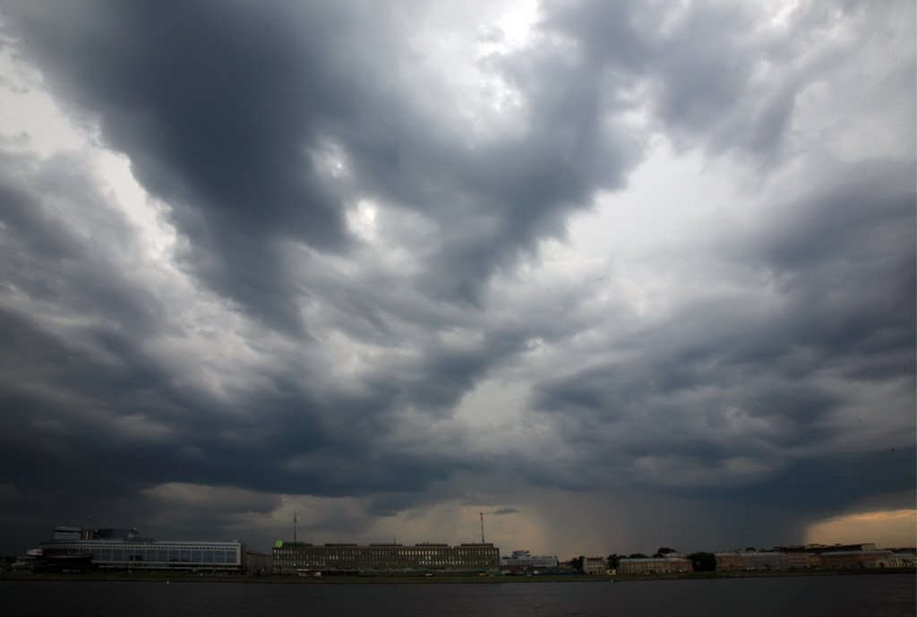 Storm over the Neva. by Stanislav Lebedev