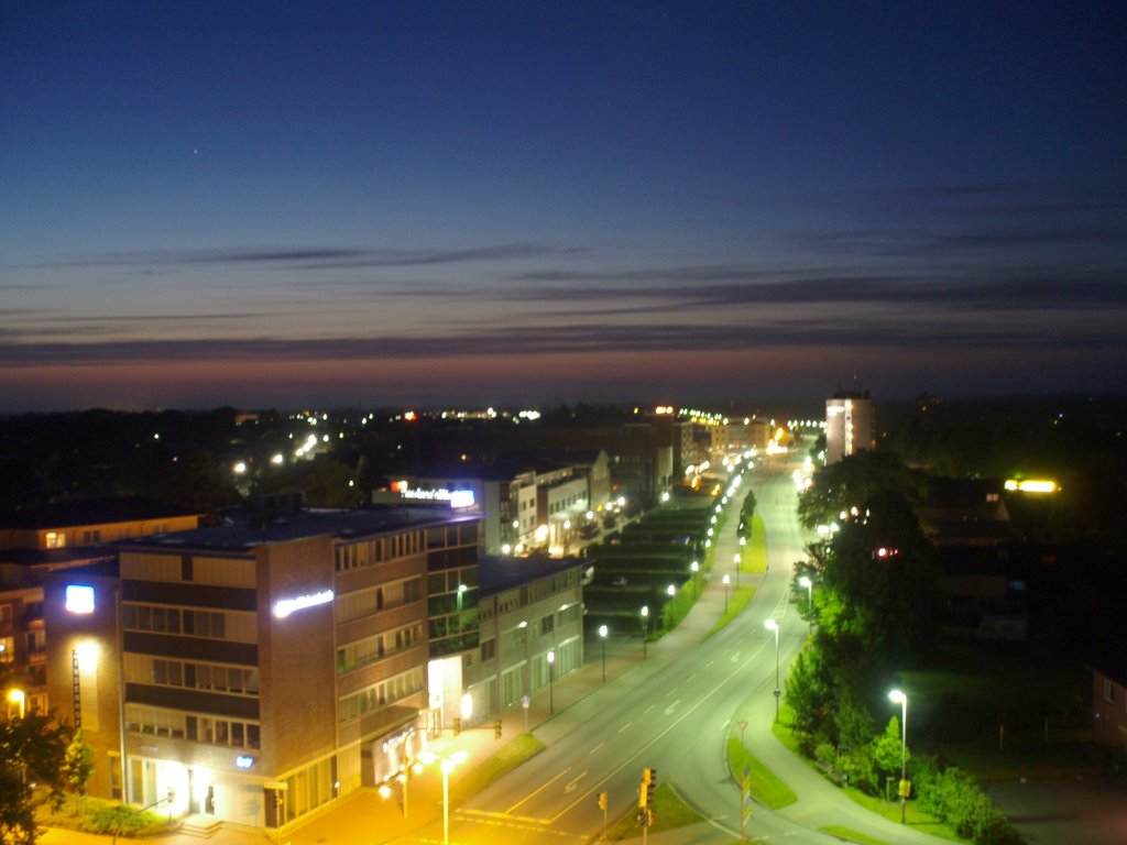 Henstedt-Ulzburg bei Nacht by Adi G