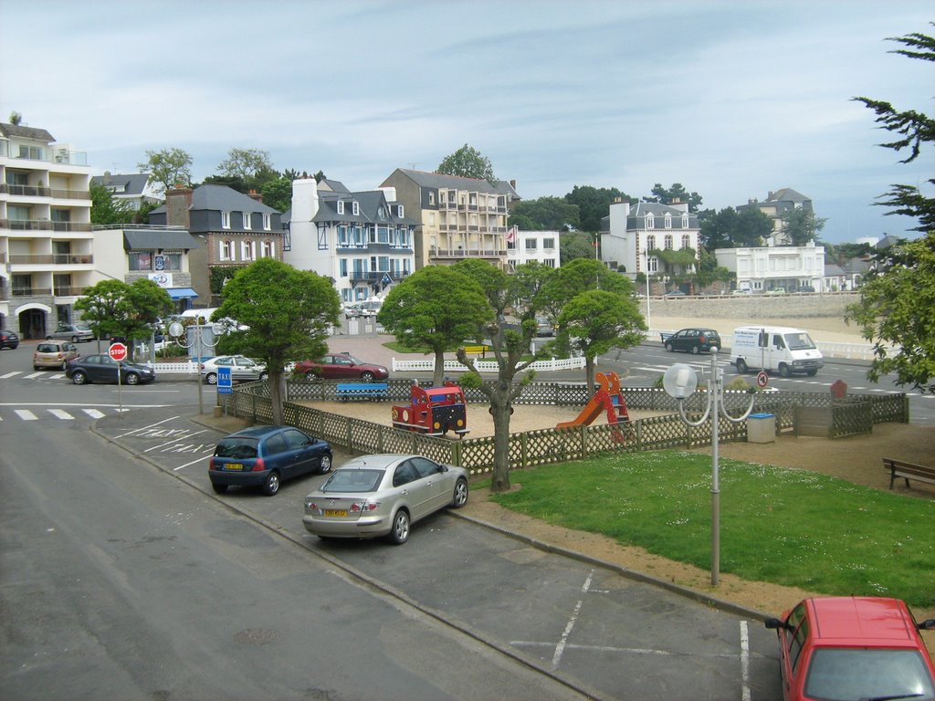 Saint-Quay-Portrieux, France by tdedieu