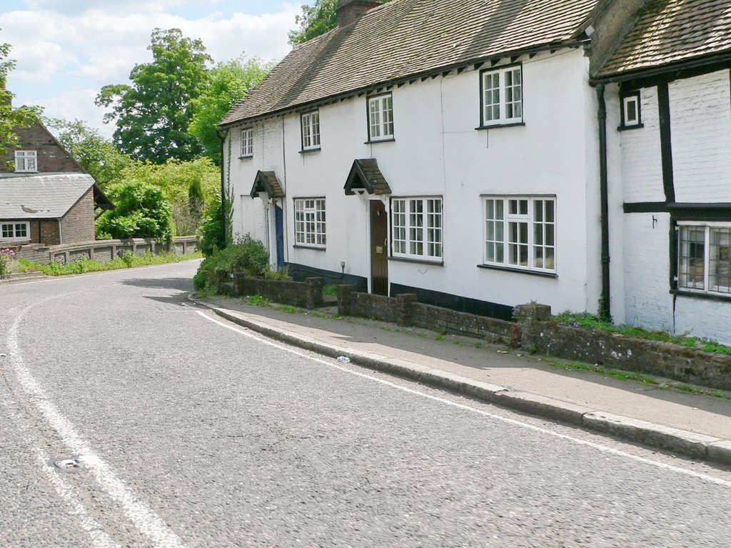 Cottages, Leighton Buzzard Road, Water End, Hertfordshire by Frank Warner