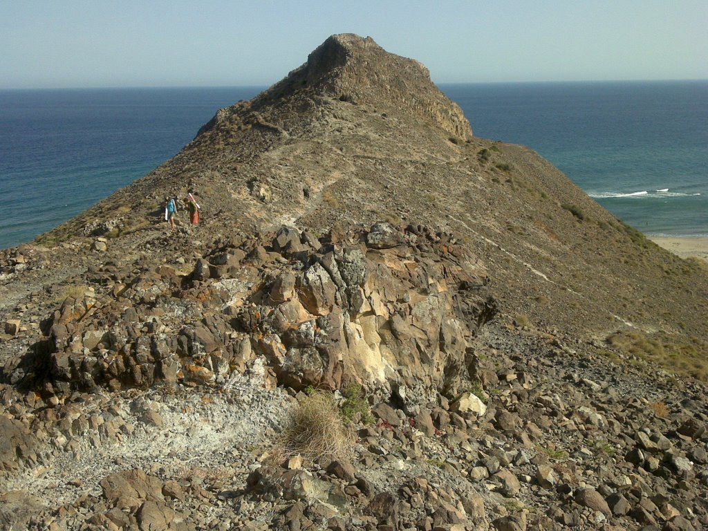 Sendero al paraiso by jose luis león