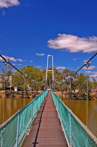 Northam Suspension Bridge by EOS20