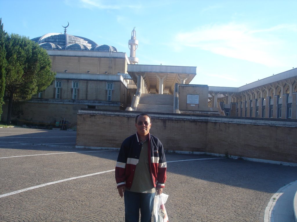 Rome Mosque, the largest in Europe by drshaiful