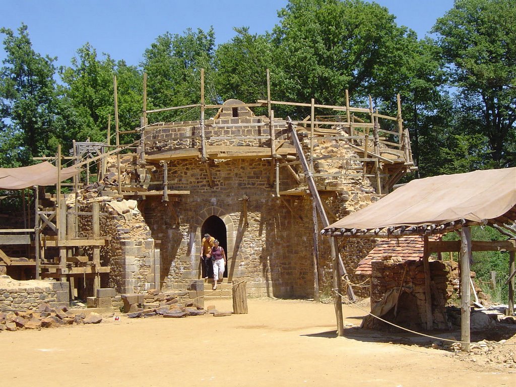 Guedelon castle by MillyNeT