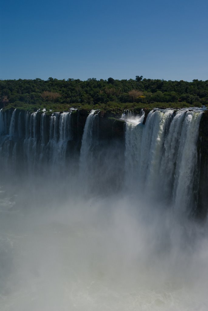 Misty falls by David Tran