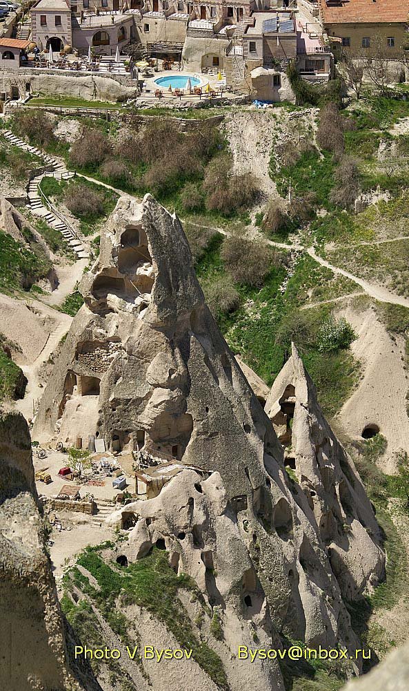 Aşağı, 50240 Uçhisar/Nevşehir Merkez/Nevşehir, Turkey by Vladymyr Bysov