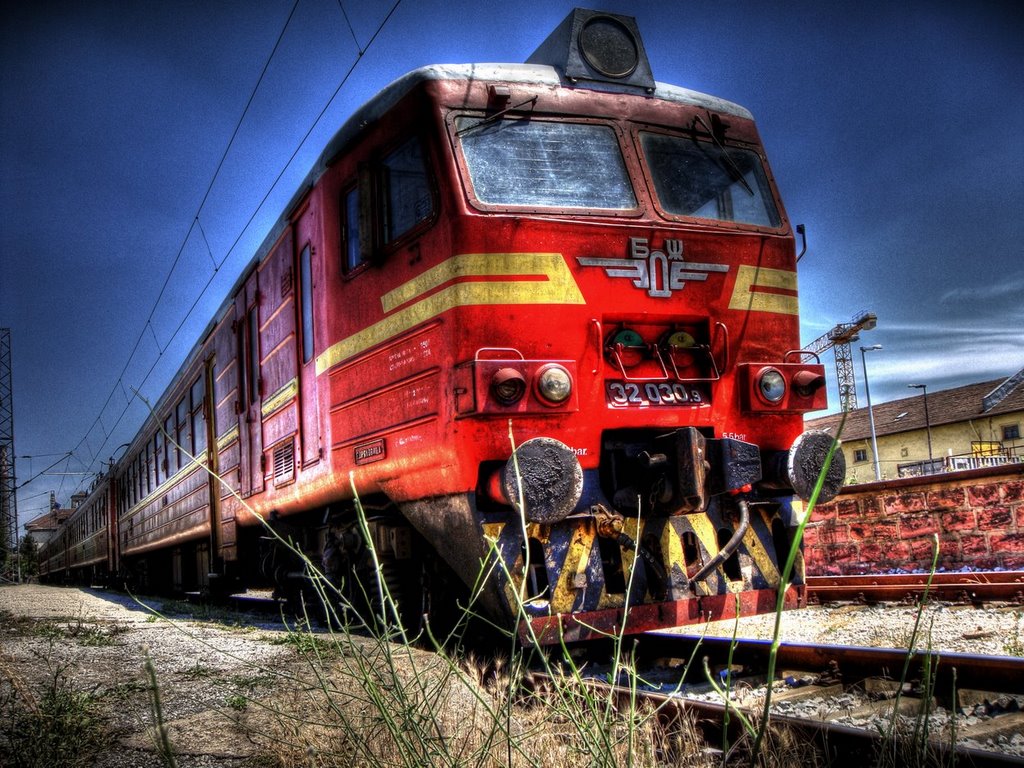 Old train next the train station by peterheaven