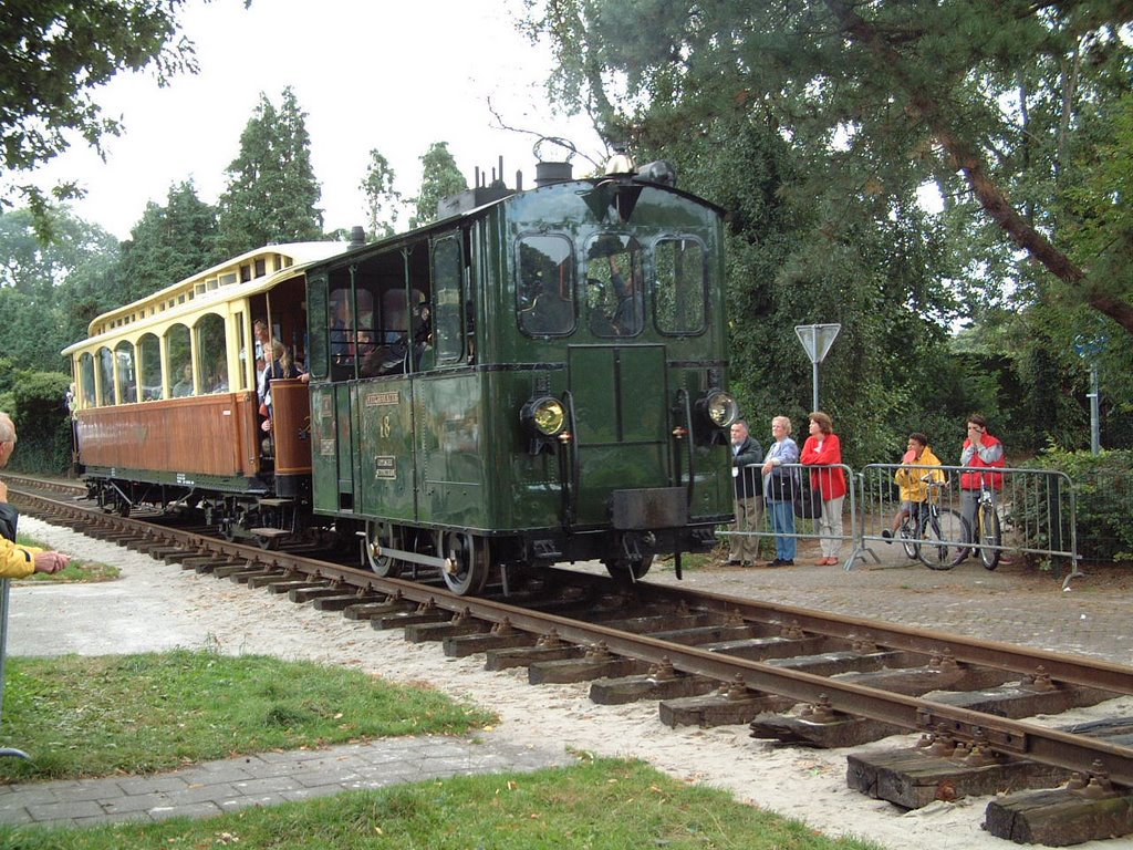 Huizen N.H. Steam tramway. by pdinger