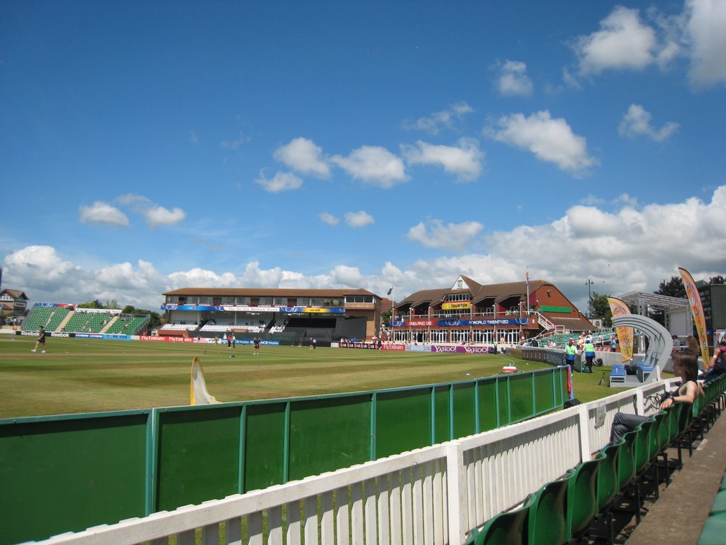 Taunton cricket ground by Phil Whitten