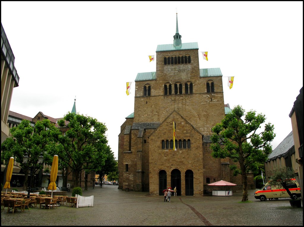 Minden Dom: Katholieke kerk by © Dennis Wubs