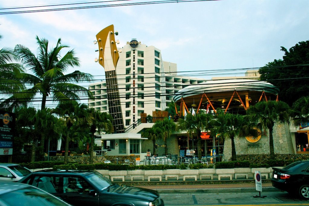 Thailand.Pattaya(Hard rock hotel) by bijan soleimani