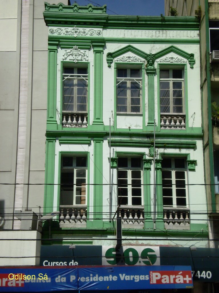 Prédio na Praça da República by Odilson Sá