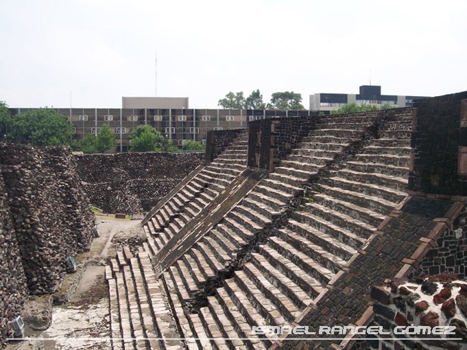 TEMPLO MAYOR, TLATELOLCO, D.F. by Ismael Rangel Gómez