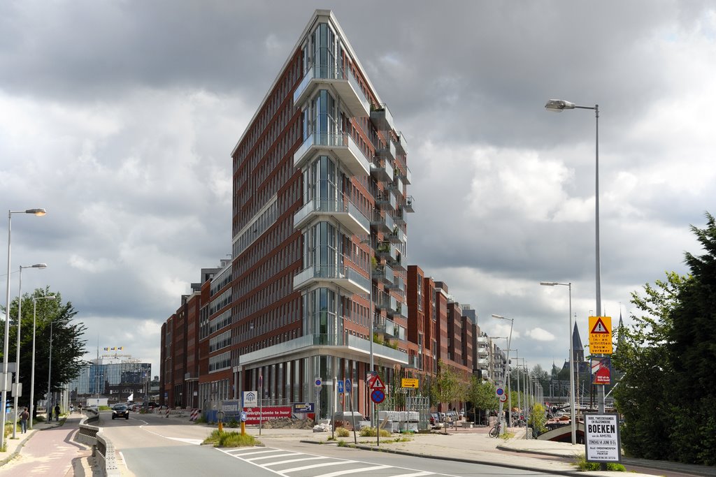 Amsterdam, Junction of Westerdok and Westerdoksdijk, New development by Kevin Scott