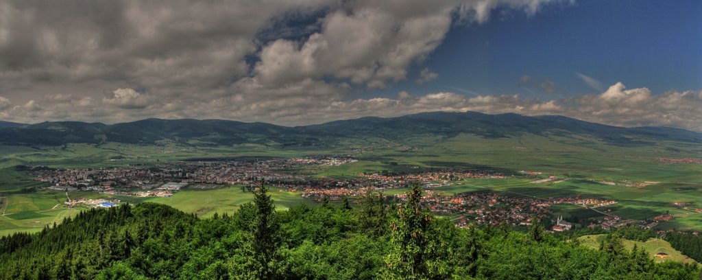 Csiki HDR panoráma / Panorama HDR a Ciucului by Dénes László