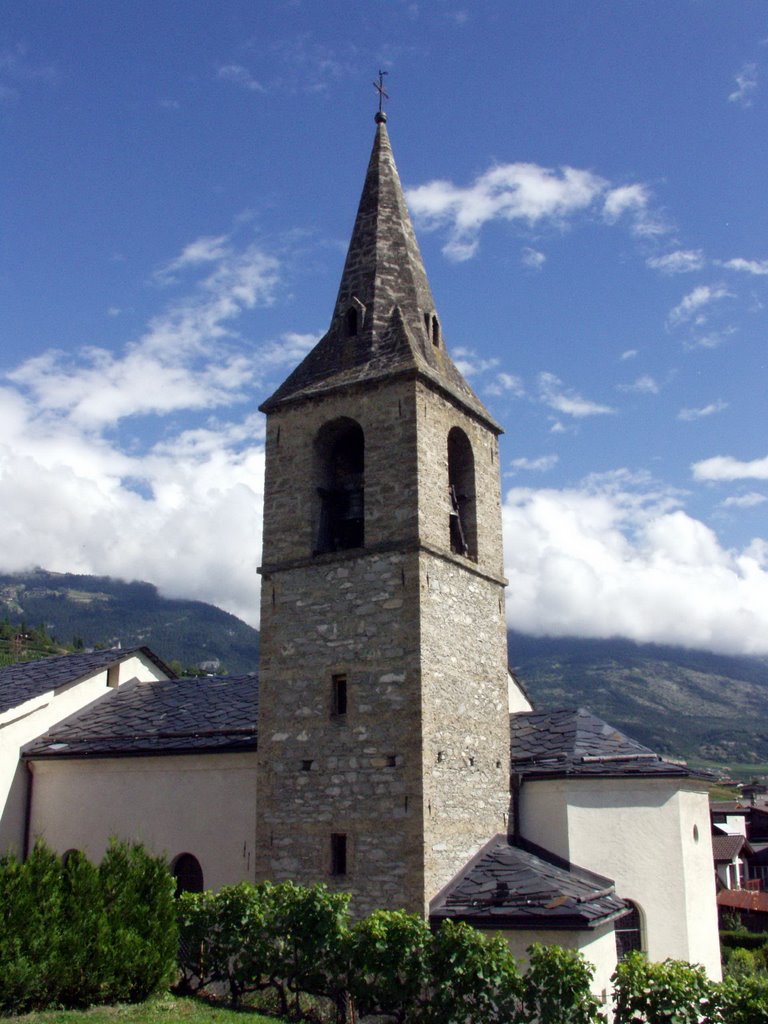 Sierre - Muraz, l'église St-Martin et son clocher by Charly-G. Arbellay