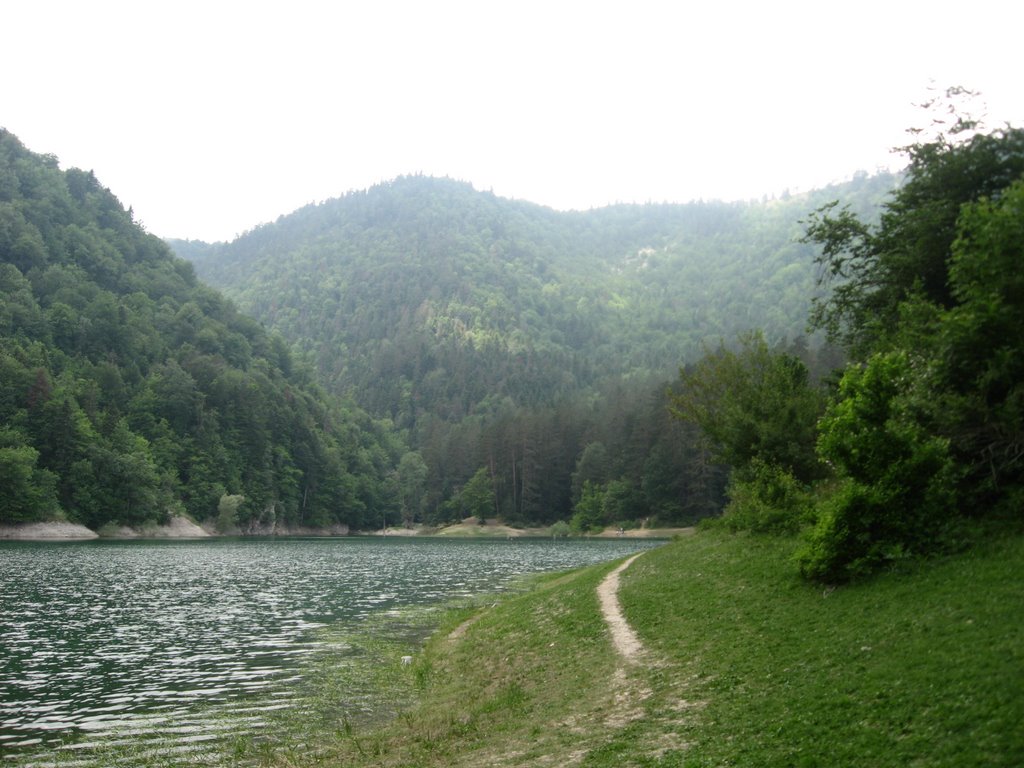 "SÜLÜKLÜGÖL" TAVŞANSUYU / MUDURNU BOLU 13.06.2009 SAKARYA E.M.L. MOBİLYA DEKORASYON BÖLÜMÜ GEZİSİNDEN GÖRÜNTÜLER by Muzaffer BAKIRTAŞ