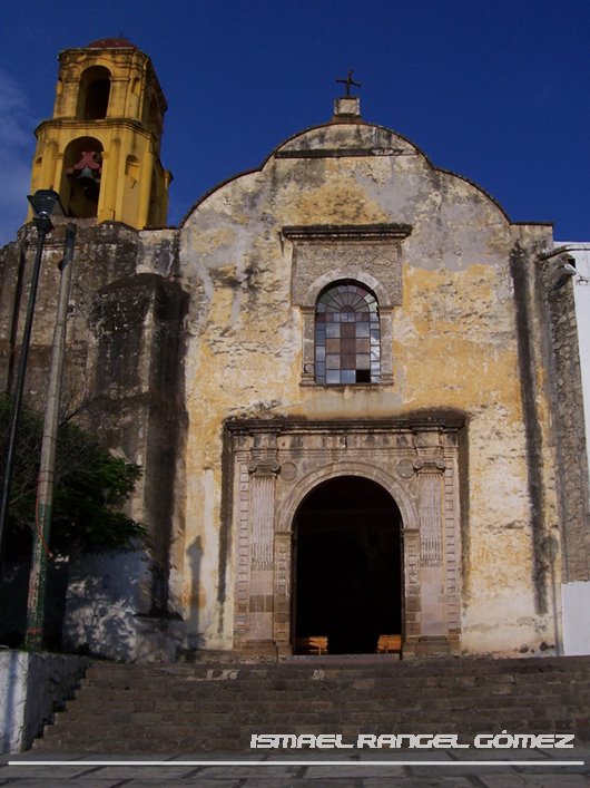 PORTADA CONVENTO DE SANTIAGO APÓSTOL, OCUITUCO, MORELOS by Ismael Rangel Gómez