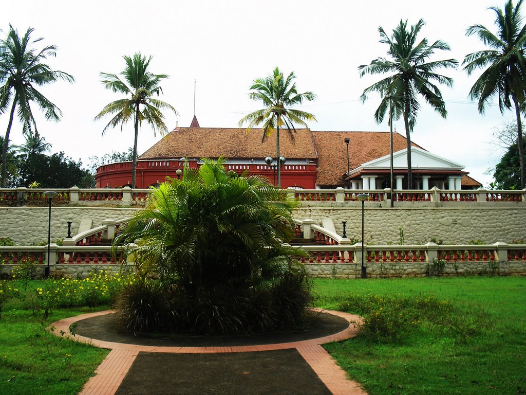 Kanaka Kunnu Palace, Vellayambalam. by Jayakumar Bose