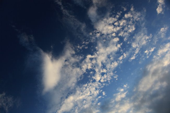 Summer Skies Ireland. 3 by 2c