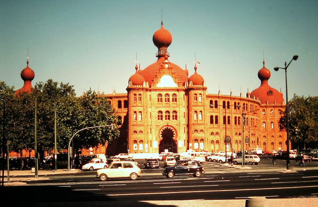 Lisboa 1977 - Praça de Touros do Campo Pequeno. by R.F.Rumbao