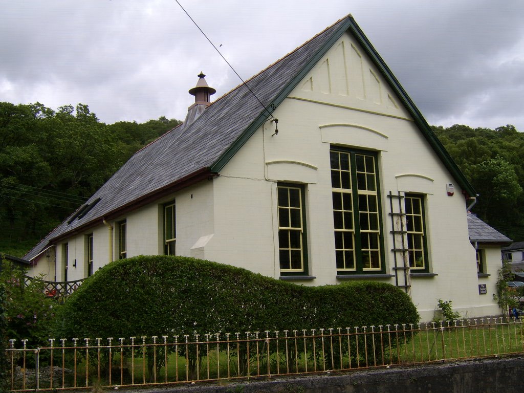 The Sunday School, Beddgelert by Bigdutchman