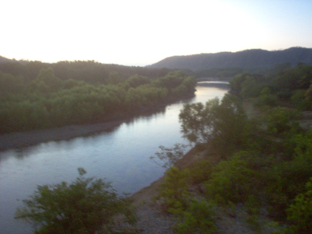 El río by PQ.