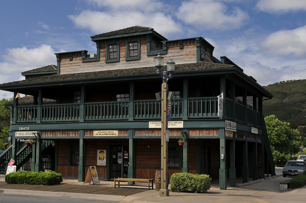 Temecula Old Town Scene by Fred Henstridge