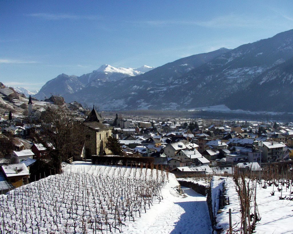 Uvrier - vue sur Saint-Léonard et la Tournelette by Charly-G. Arbellay