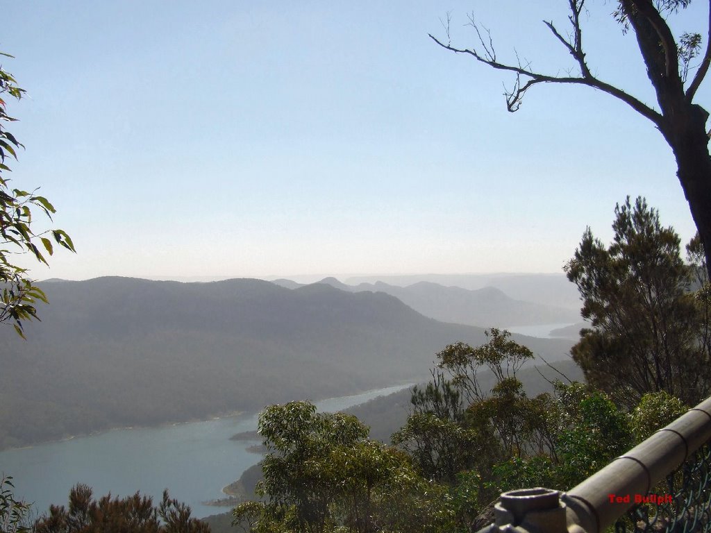 North from Burragorang Lookout by Ted Bullpit