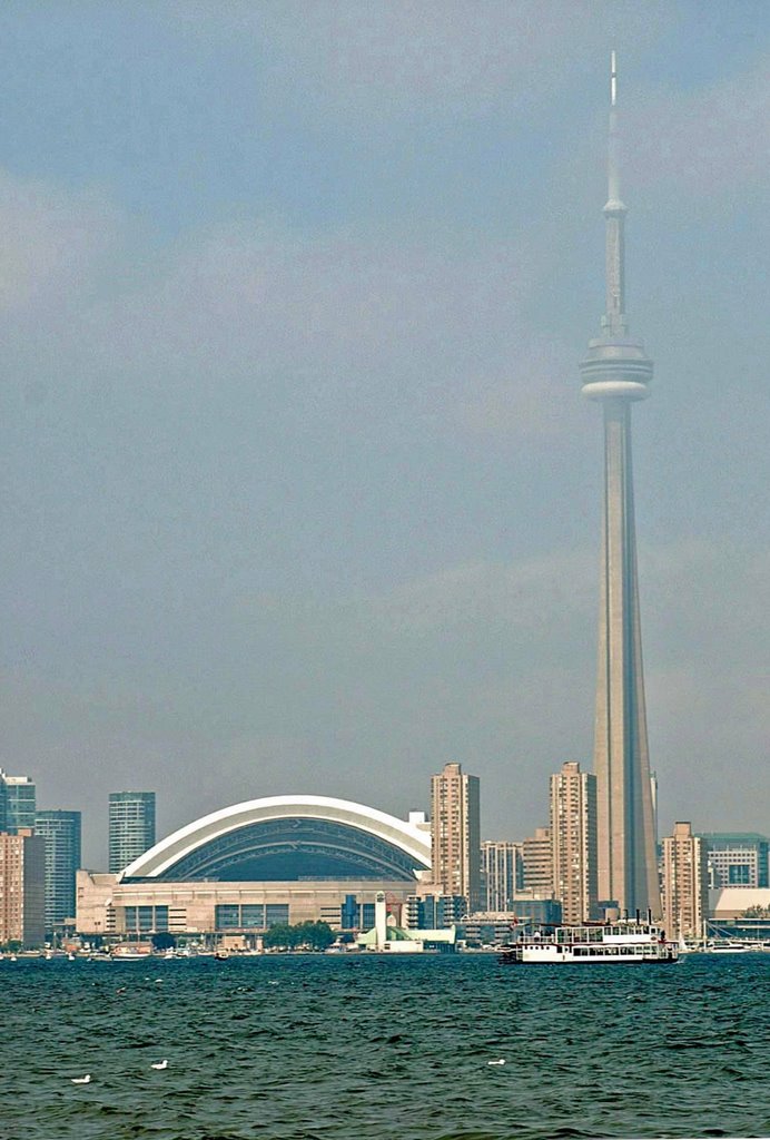 Toronto Skyline by nikonman37