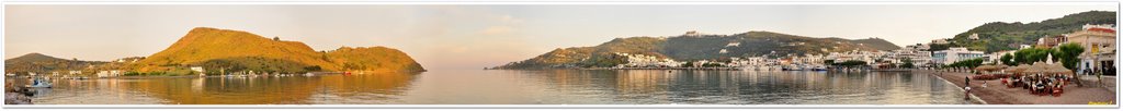 [Panorama] Σκάλα Πατμου, λίγο πριν πέσει ο ήλιος-Skala Patmos, a bit before the sunset by Dimitrios T.