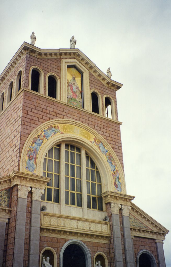 Kirche, Tindari, Sicilia by Jella