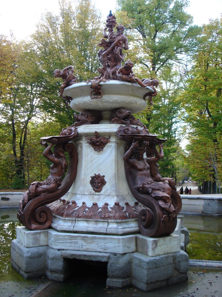 Fuente de los Jardines de la Granja de San Ildefonso by Cenit