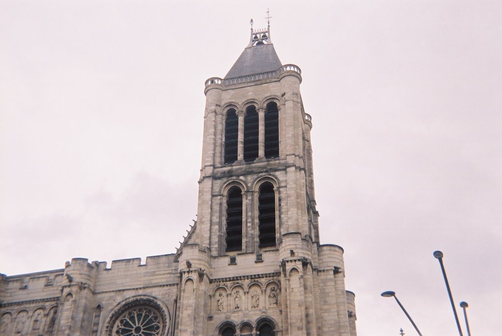 Basilique Saint-Denis by Björgvin Asgeirson