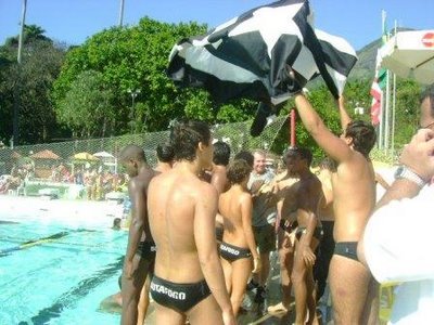 Botafogo: campeão mirim de natação by Marcos Viincius Koeb…